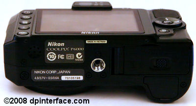 nikon p6000 bottom