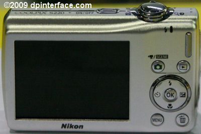 nikon s220 back