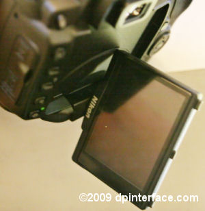 nikon d5000 lcd twist